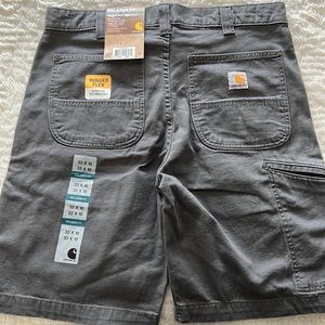 Men’s Carhart Rigby short. Waist 33 relaxed fit new with tags.